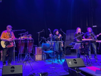 Dvojkoncert s kapelou Točkolotoč, Alternativní klub Tyjátr Svitavy,  12.12.2025